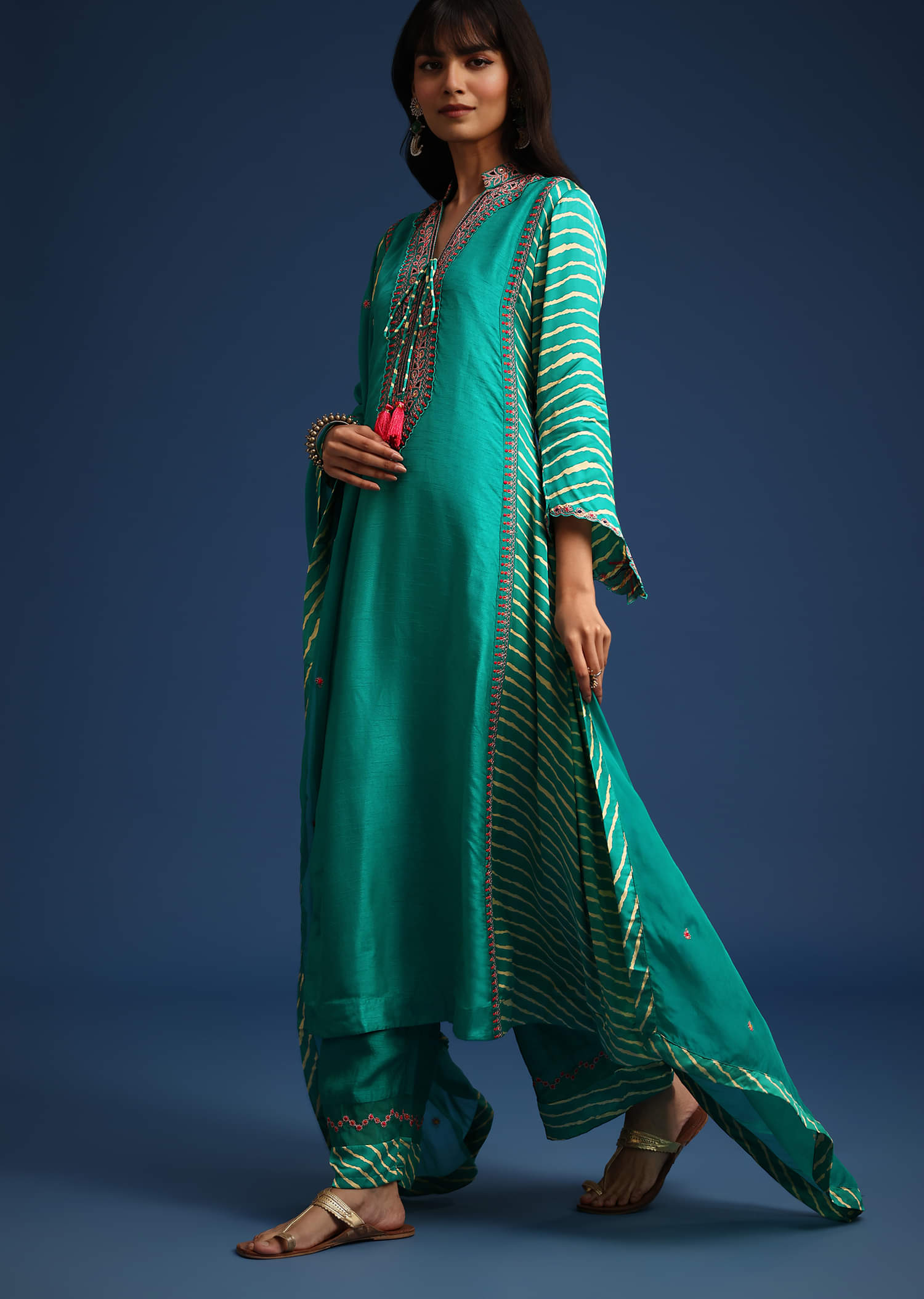 Aqua Green Raw Silk Embroidered Kurta Set With Leheriya Print Panel 