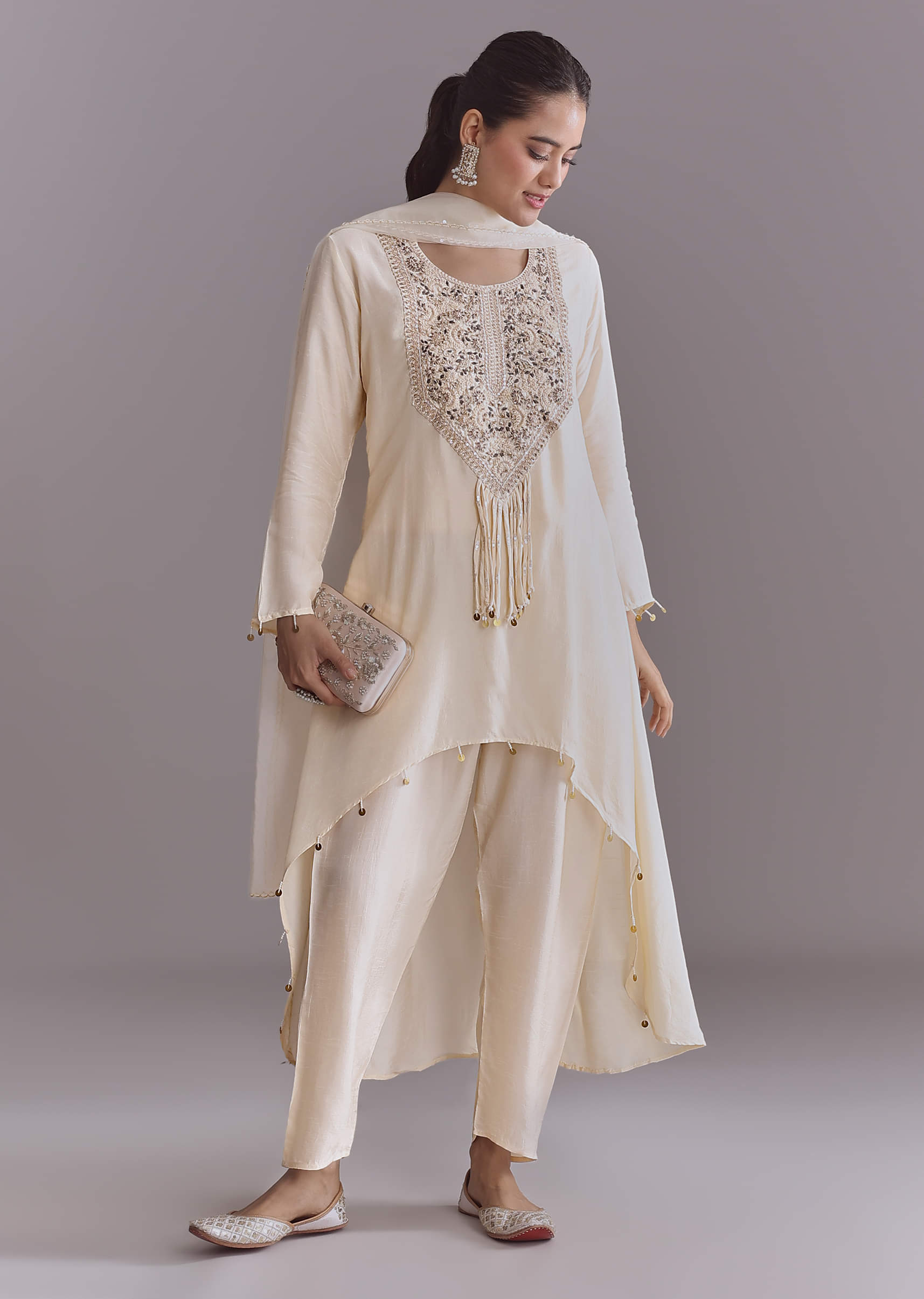 Off White Silk Kurta Set With Embroidery