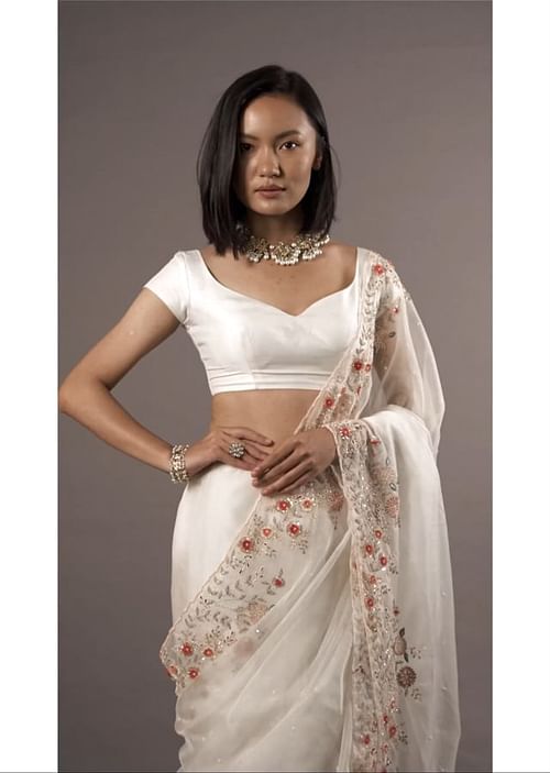 Buy Egret White Cap Sleeves Blouse With A Sweetheart Buy Egret White Cap Sleeves Blouse With A Sweetheart