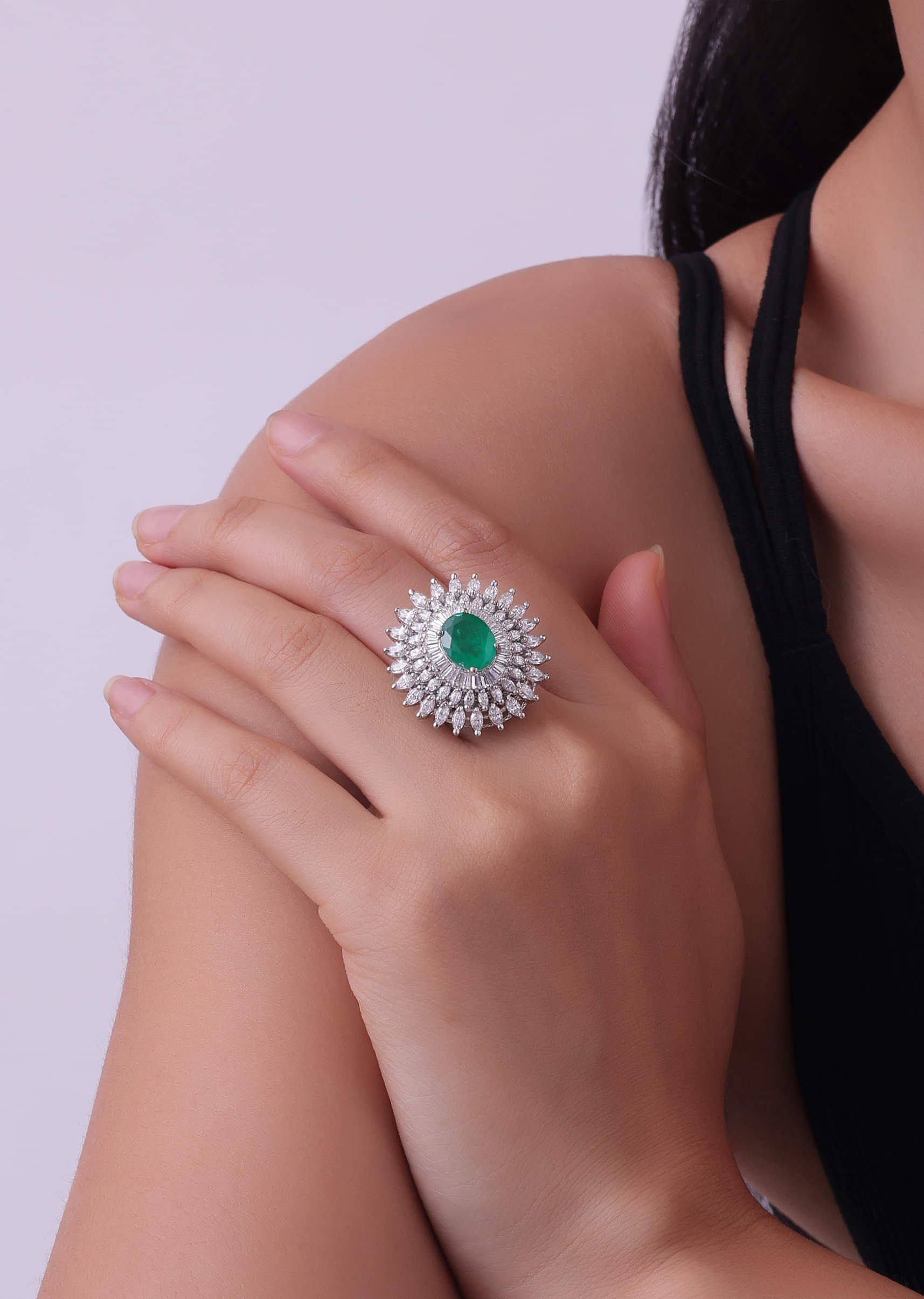 Silver and green ring online