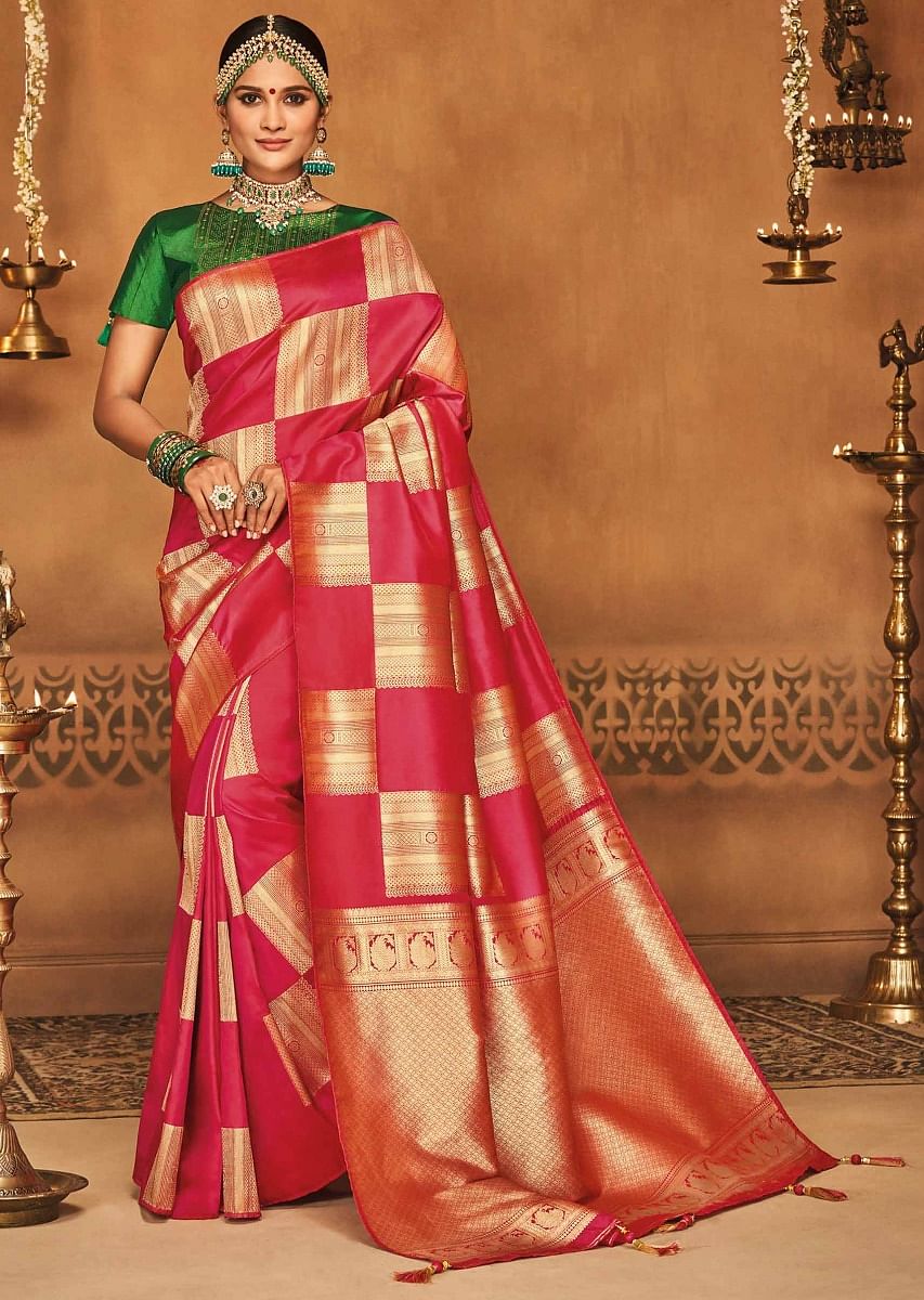 Buy Coral Pink Banarasi Saree Intwo Toned Silk With Green Silk Blouse Piece Online Kalki Fashion