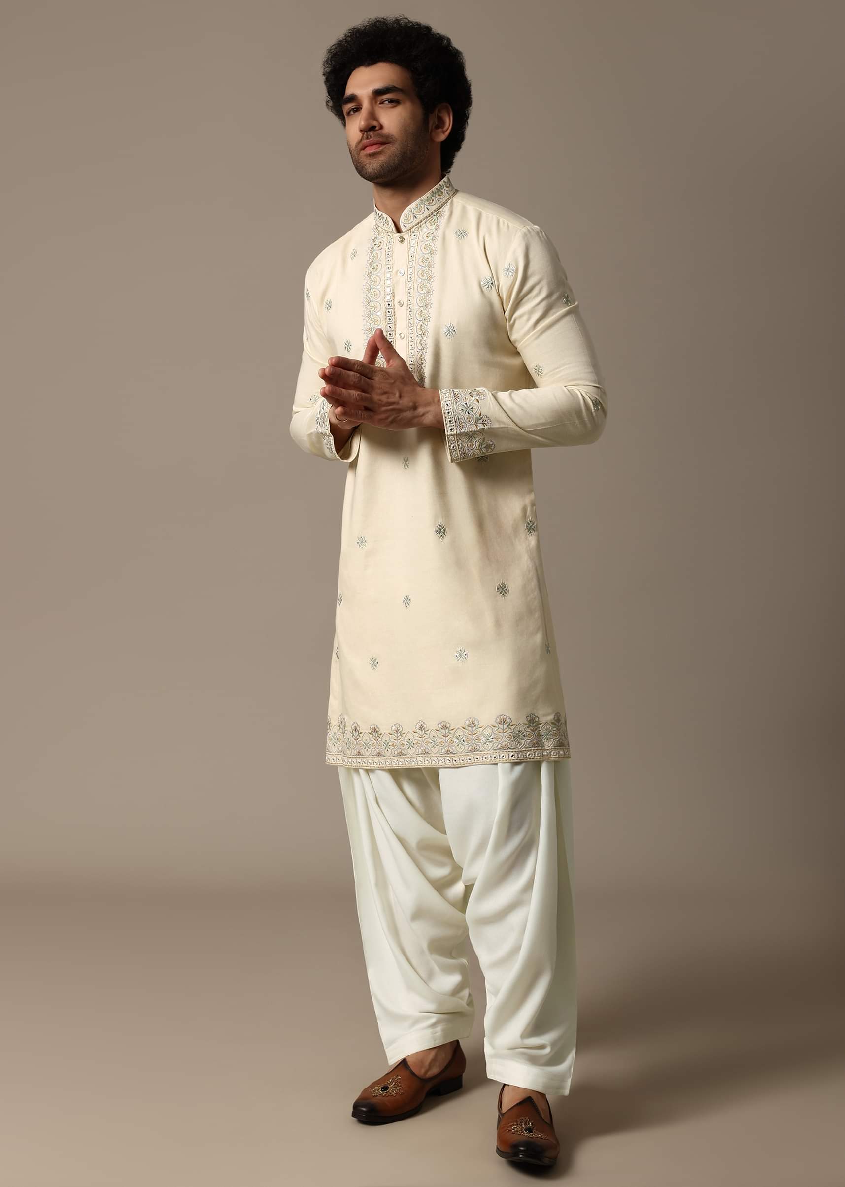 Kurti and salwar shop
