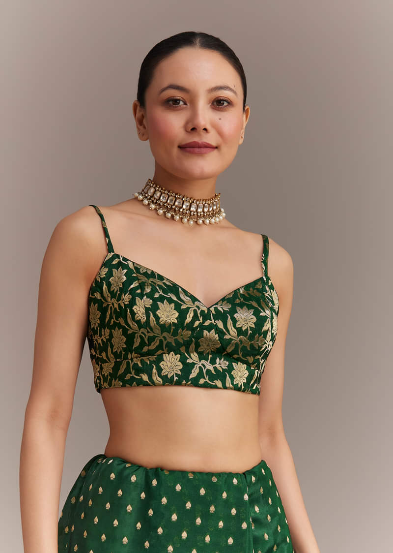 Dark Green Tissue Silk Saree With Zari Border Butti And Pallu