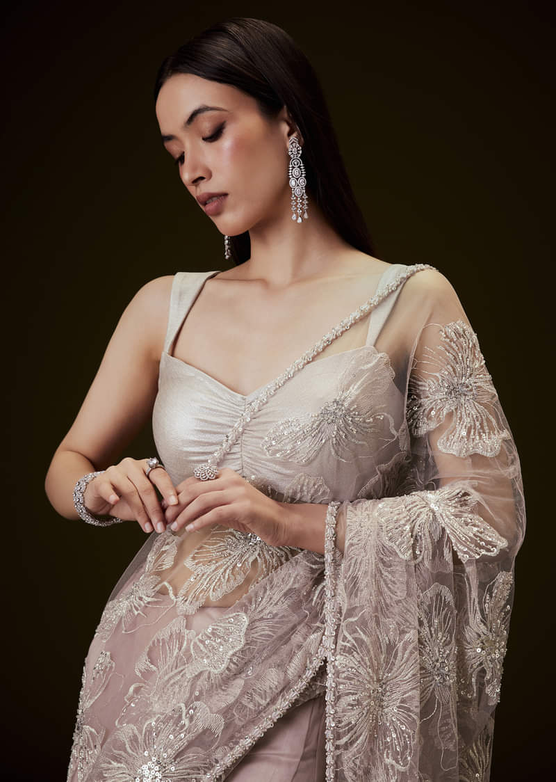 Dusty Pink Silver Blouse With Open Saree And Lace Detailing