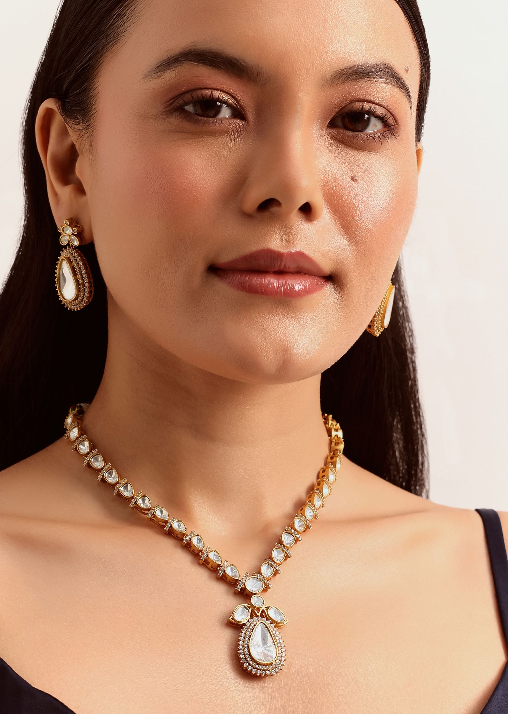 Buy Gold And White Kundan Short Necklace Set In Mix Metal