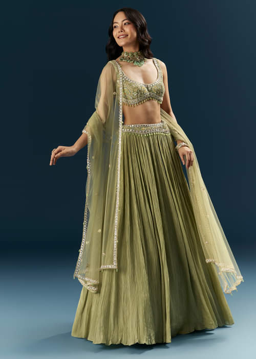 green-crepe-bridesmaid-lehenga-with-heavy-embroidery-sg334700-1.jpg green-crepe-bridesmaid-lehenga-with-heavy-embroidery-sg334700-1.jpg
