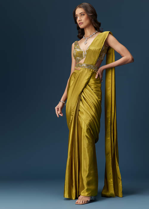 green-drape-saree-with-v-neck-blouse-and-belt-sg336901-1.jpg green-drape-saree-with-v-neck-blouse-and-belt-sg336901-1.jpg