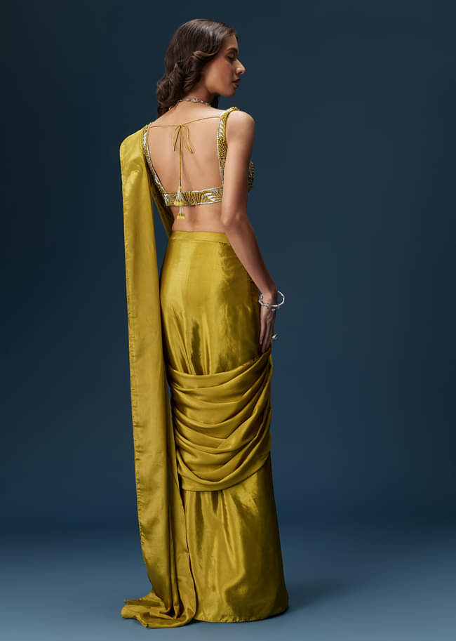 Green Drape Saree With V Neck Blouse And Belt