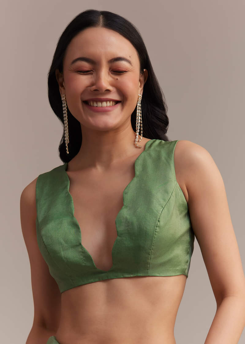 Green Organza Saree With Sequins And Cutdana Embellished Border