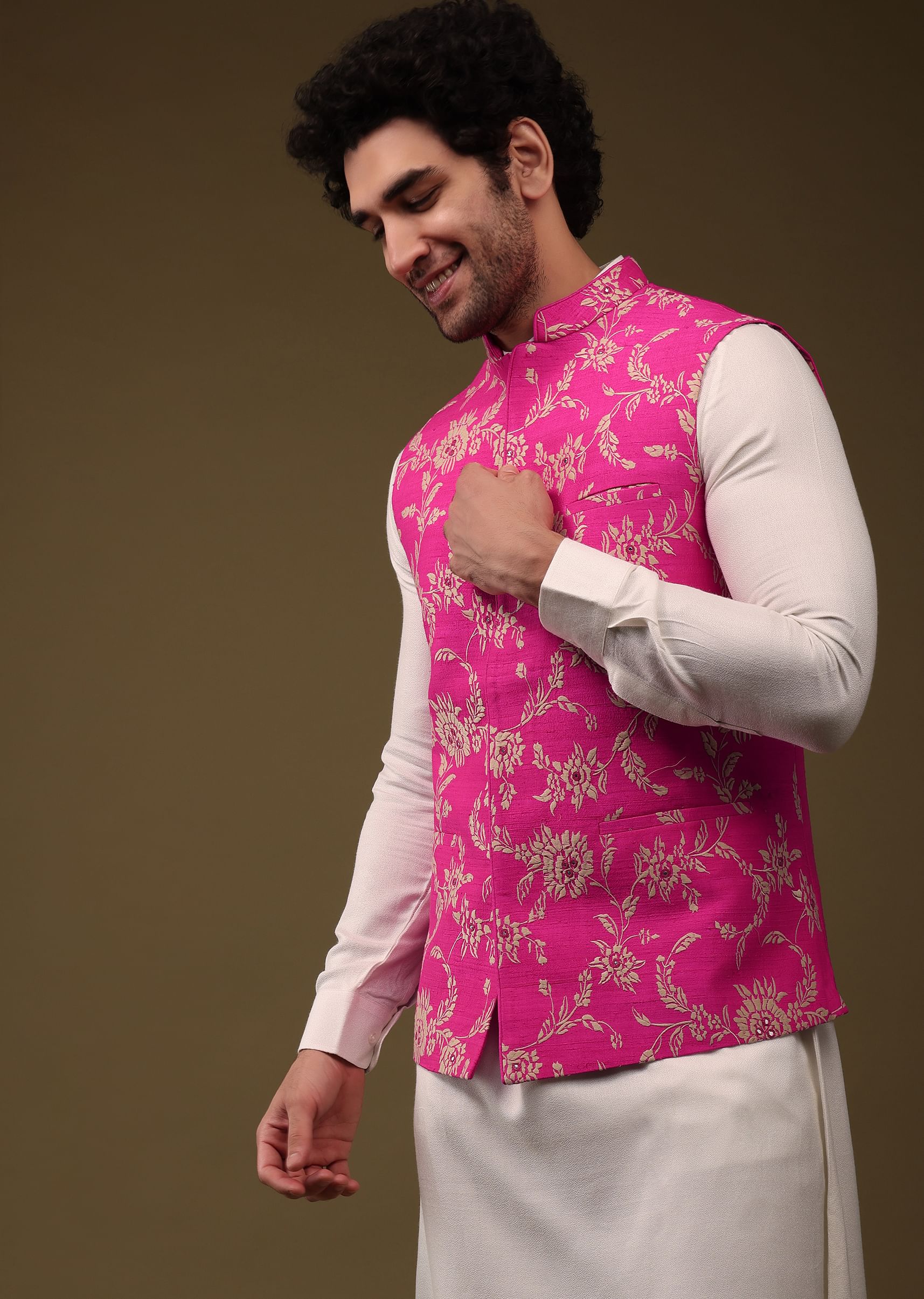 Light pink kurta pajama with jacket sale