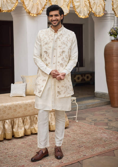 ivory-floral-embroidered-jacket-kurta-setkalki-sg259741-1.jpg