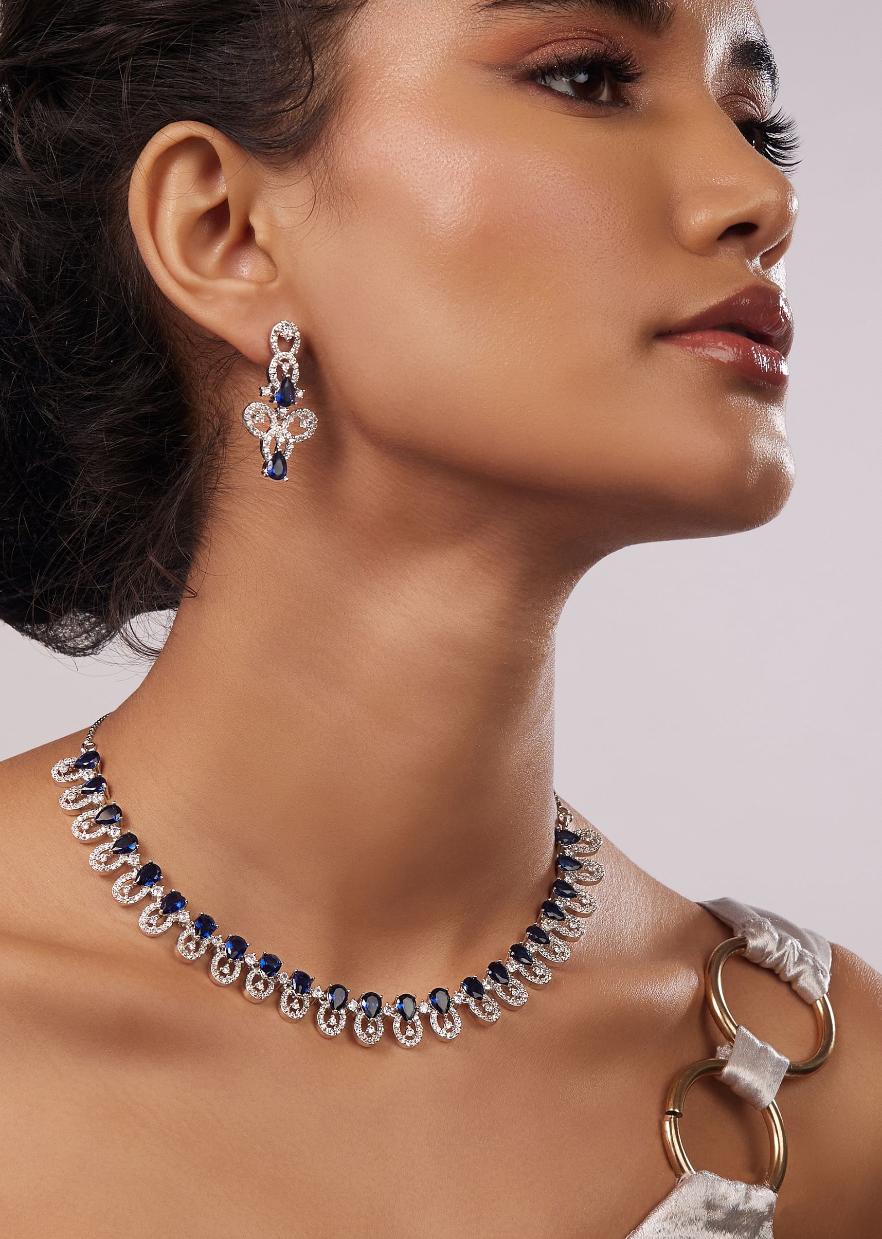 Navy and silver necklace discount