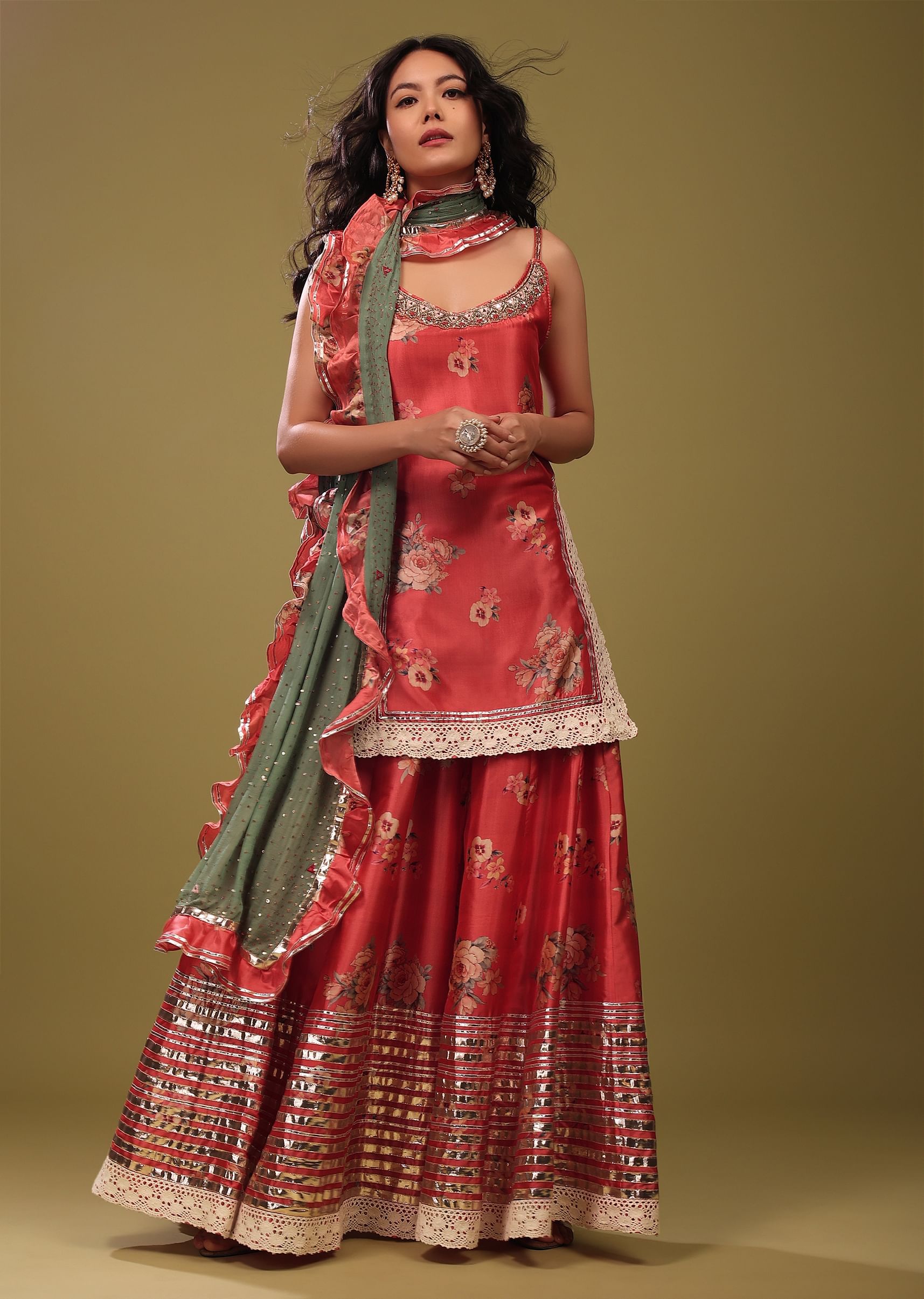 Festive palazzo suits top