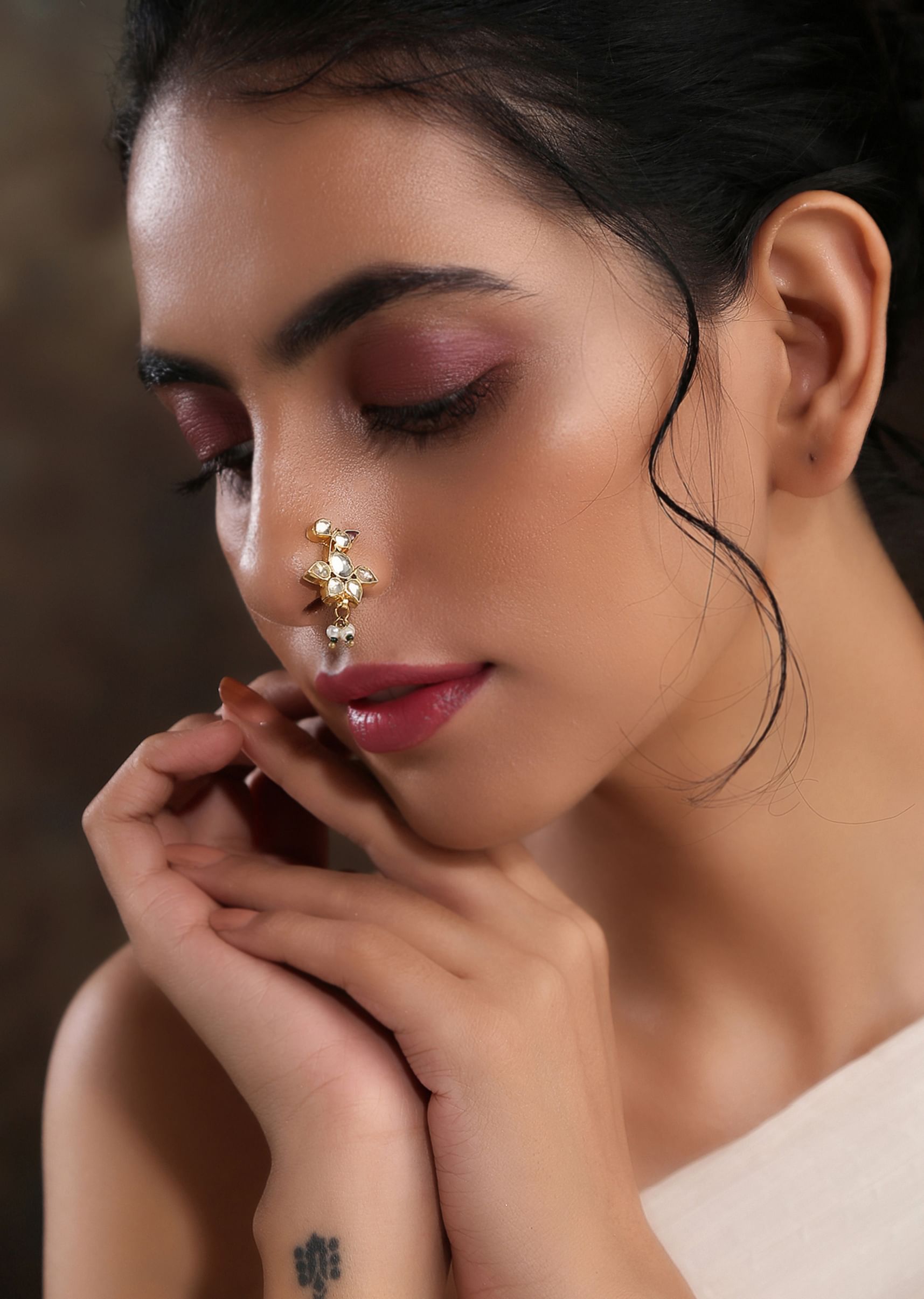 Buy Gold Plated Kundan Nosepin With Shell Pearls