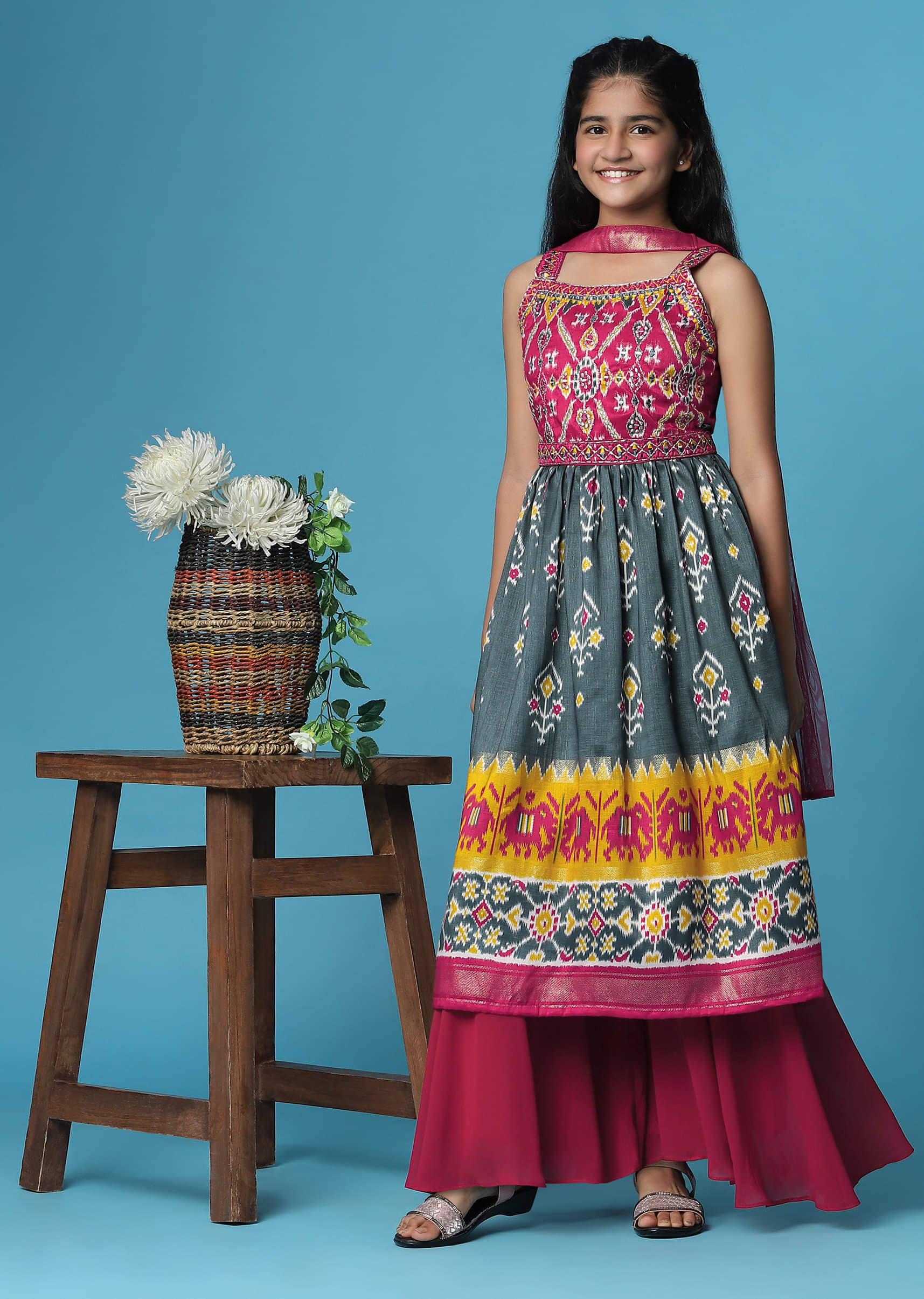 Hot girl in kurti hotsell