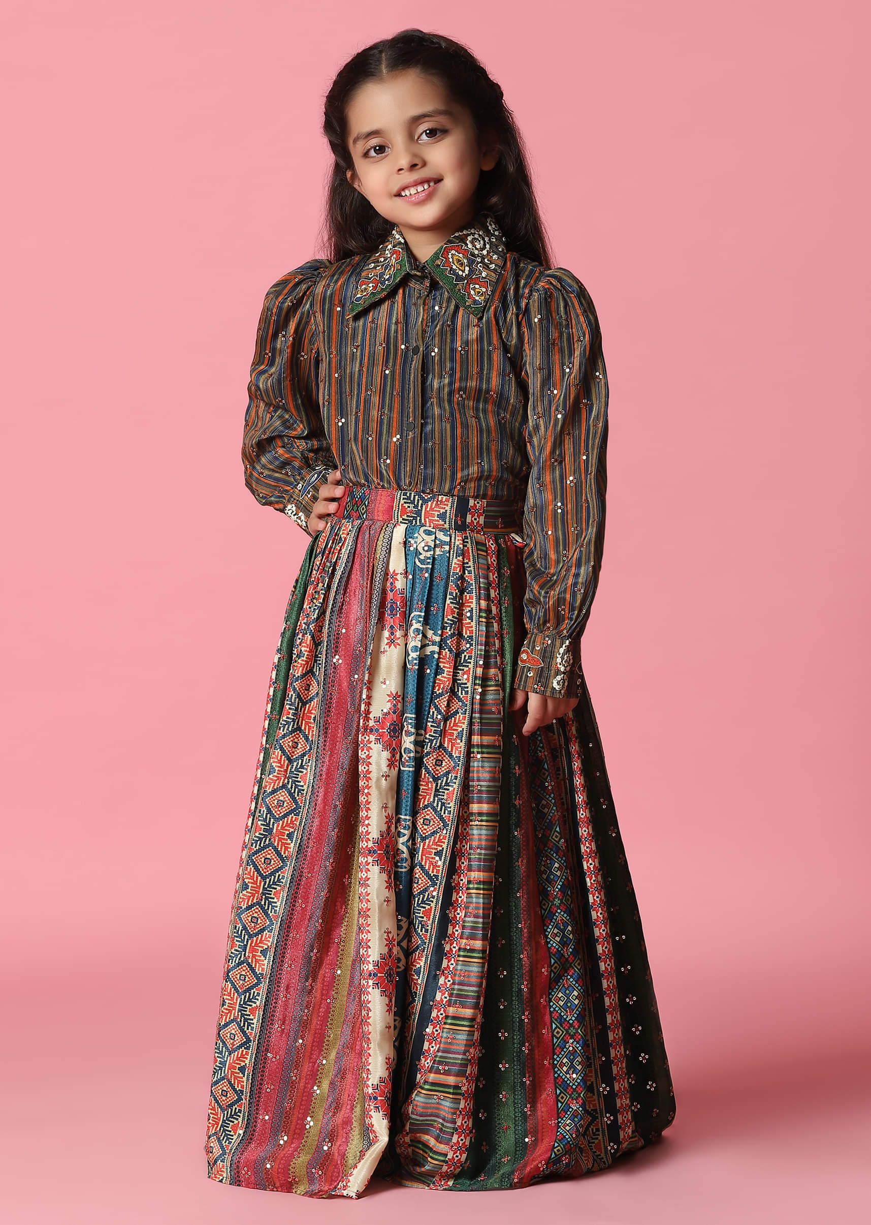 Embroidered skirt top set outlet