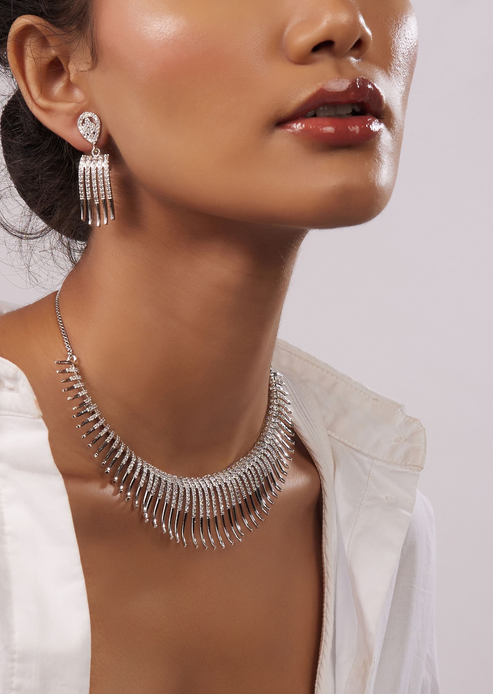 Silver alloy necklace online