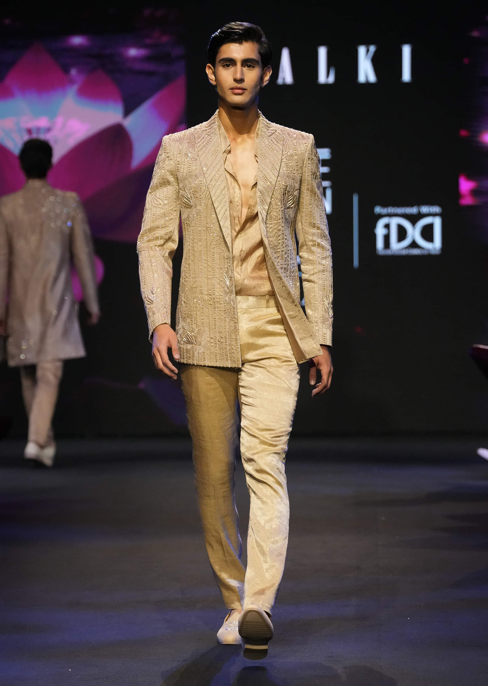 Fashion Show Blazer With Saree Look Pr 101004 Ready To Wear