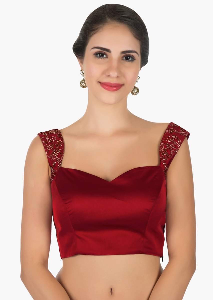 Red saree with navy blue blouse discount