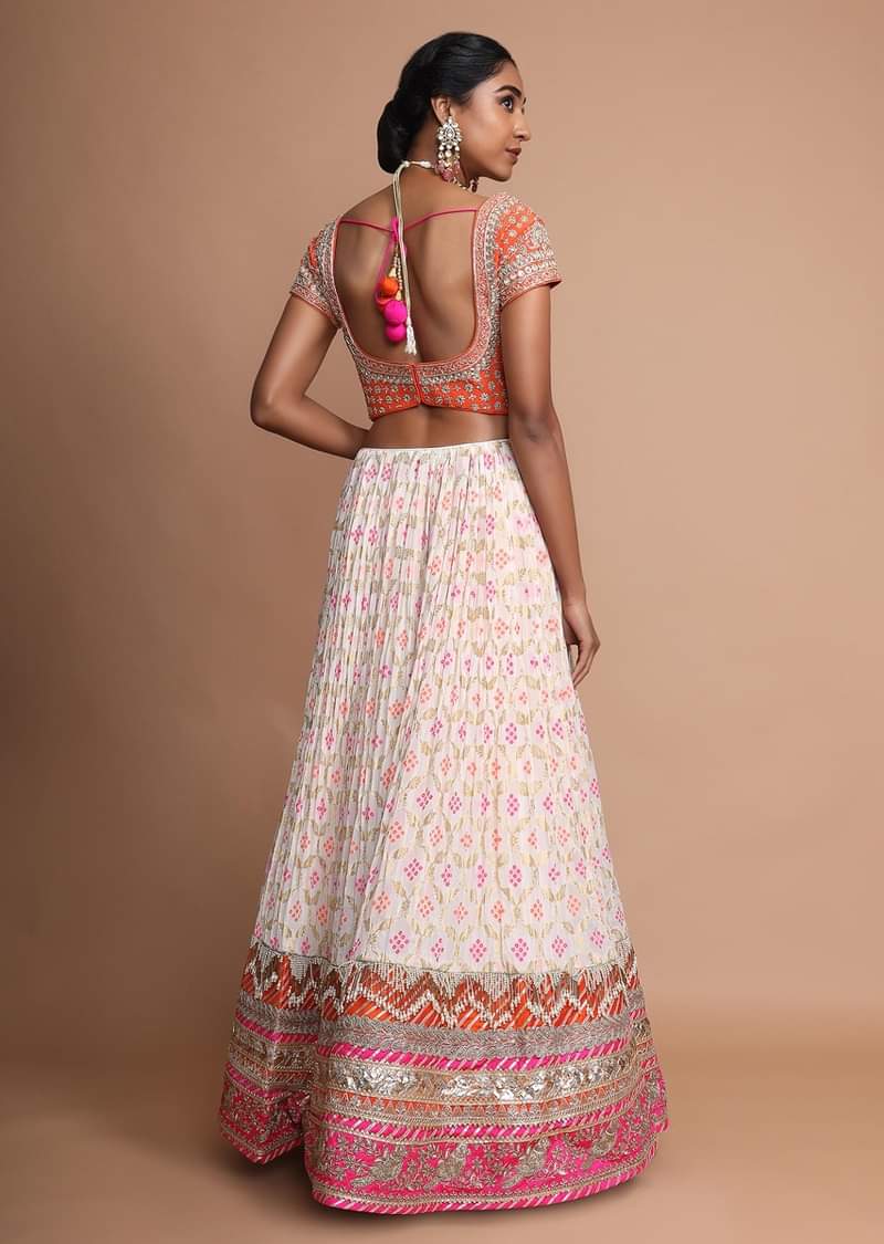 Off White Lehenga With Bandhani Print, Weaved Design And Heavy Gotta Work Border 