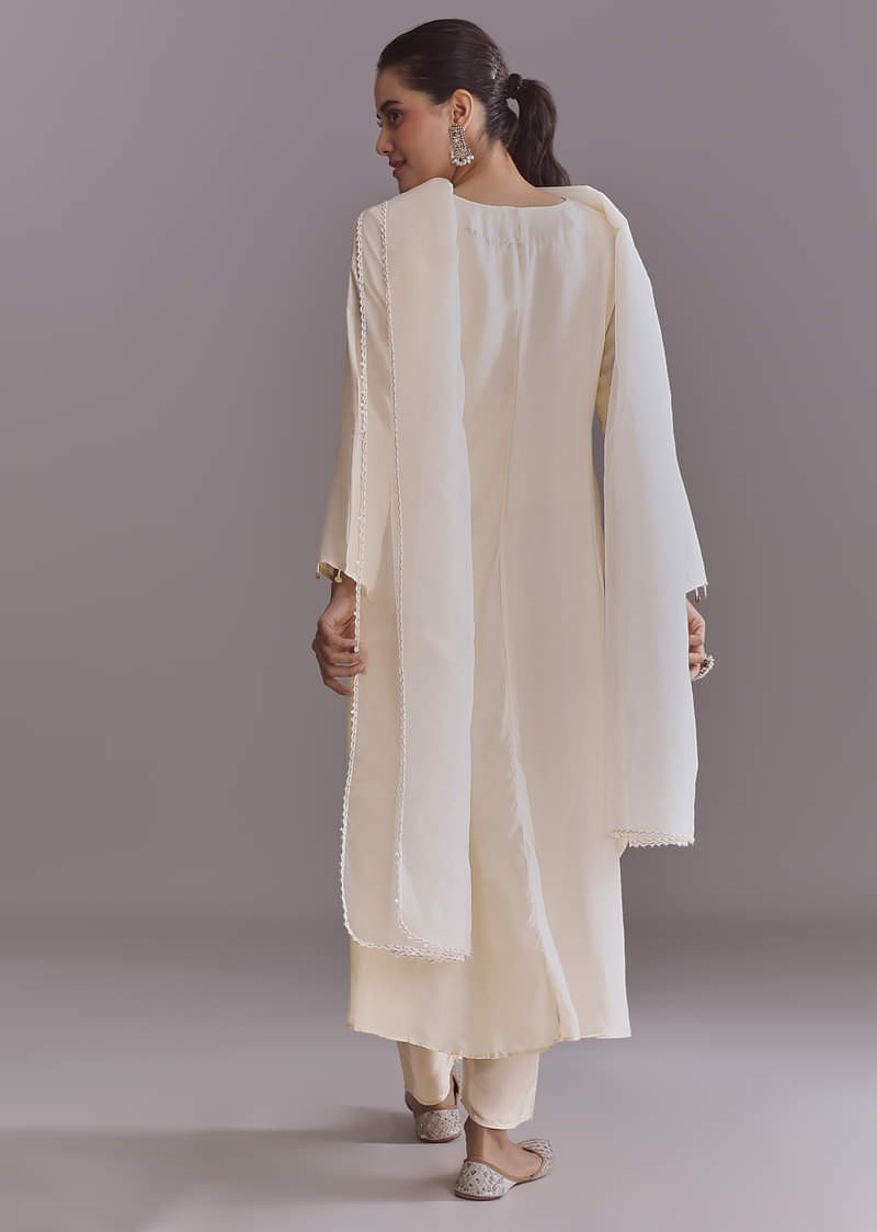Off White Silk Kurta Set With Embroidery