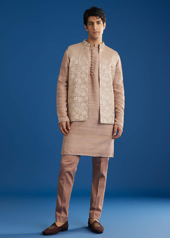 Peach Banarasi Kurta Set With Salli And Katsana Jacket