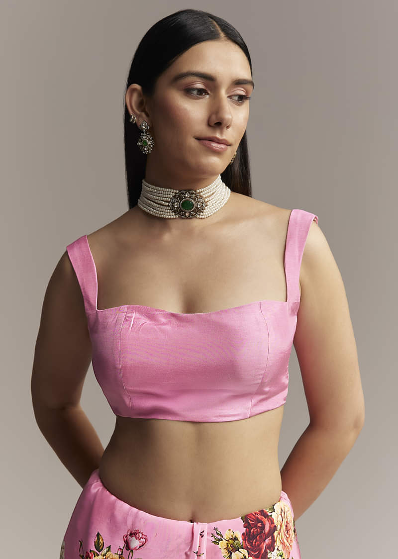 Pink Crepe Saree With Floral Digital Print And Sequin Border