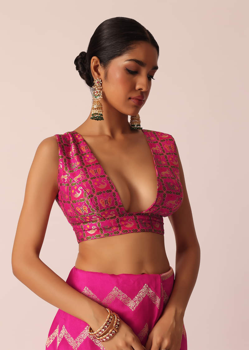 Pink Silk Saree with Zari Zig Zag Detail And Unstitched Blouse Piece