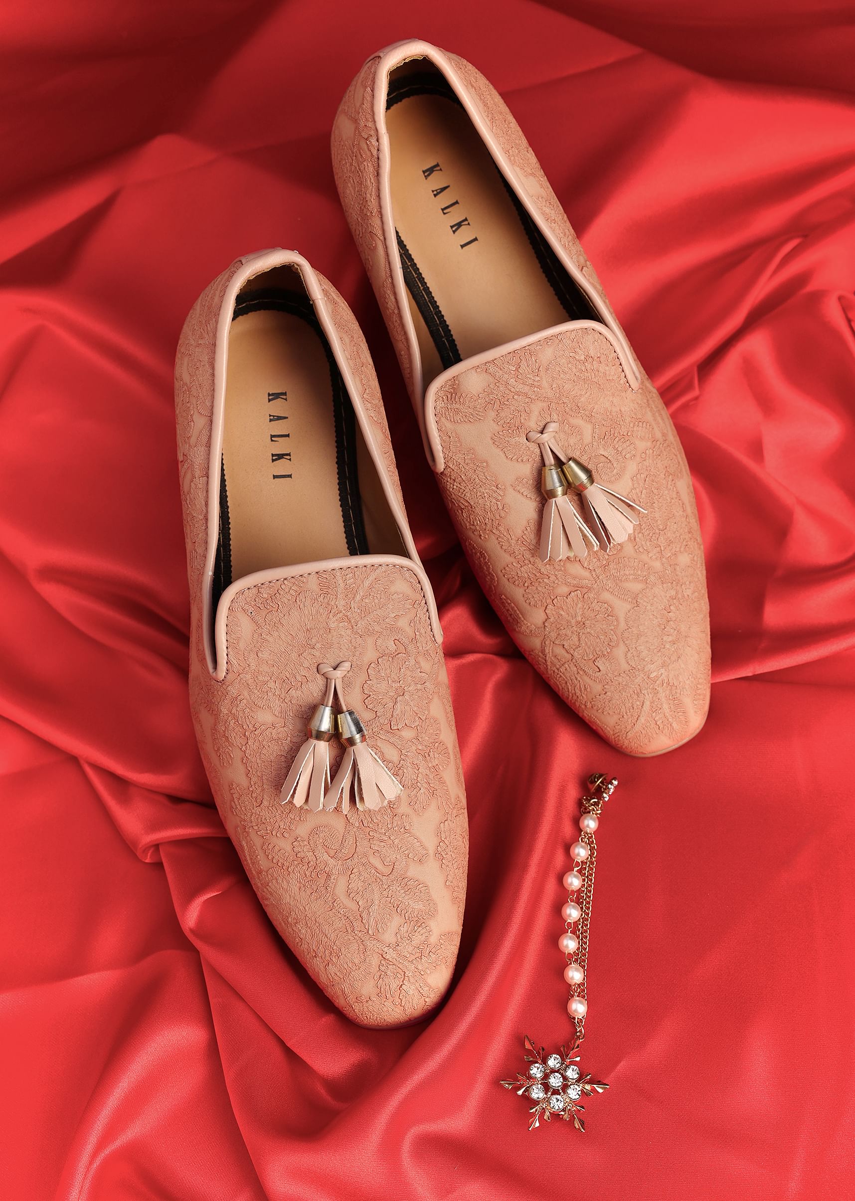 Ethnic wear shoes hotsell