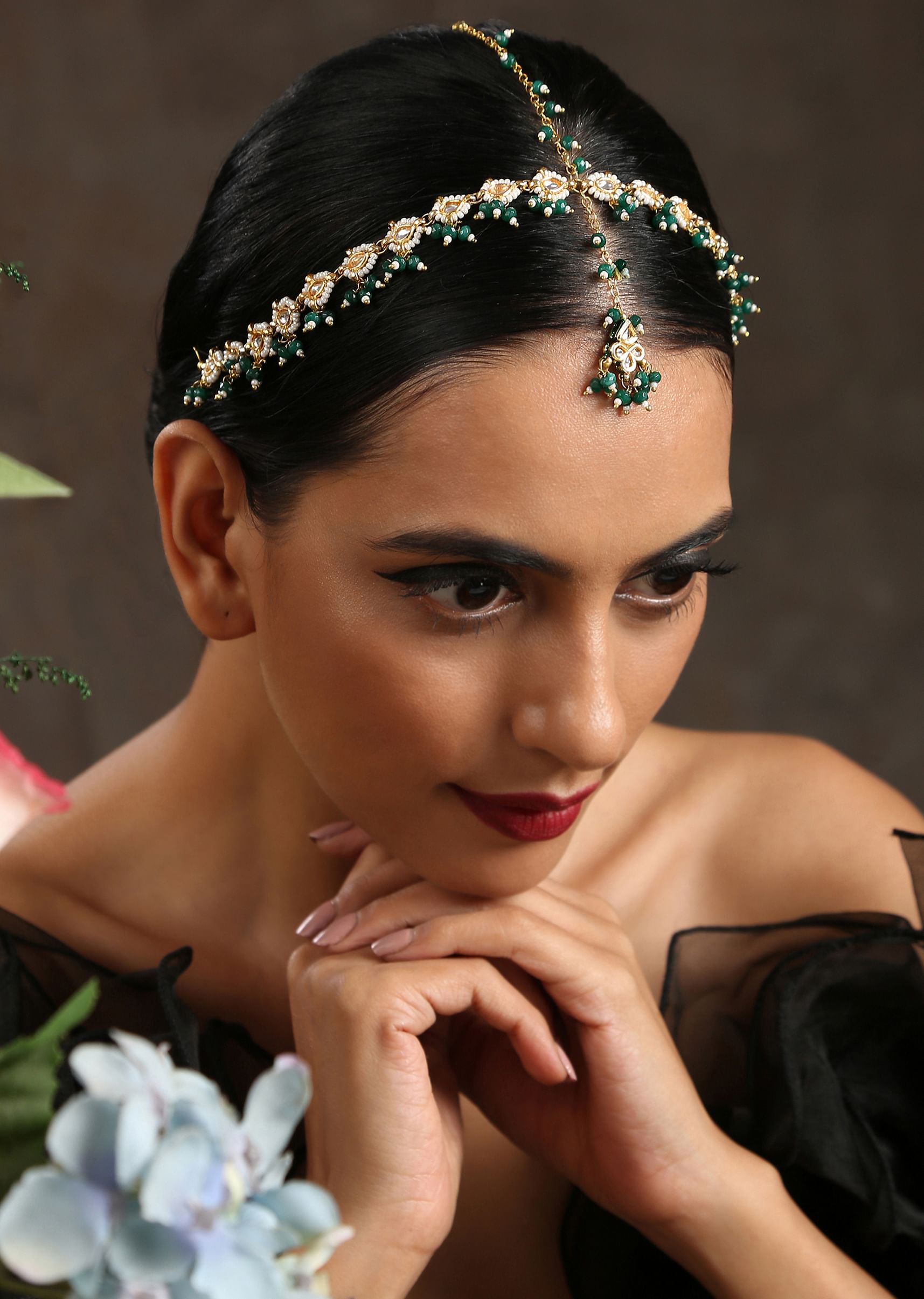 Buy Gold Kundan Matha Patti With Delicate Green Stone And Pearl Accents By Paisley Pop