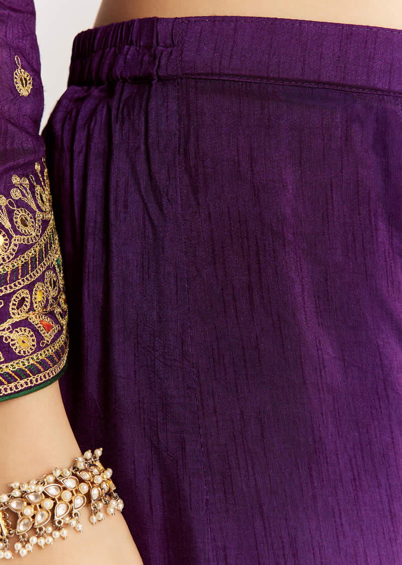 Purple Silk Kurta Set With Zari Butti And Border Work