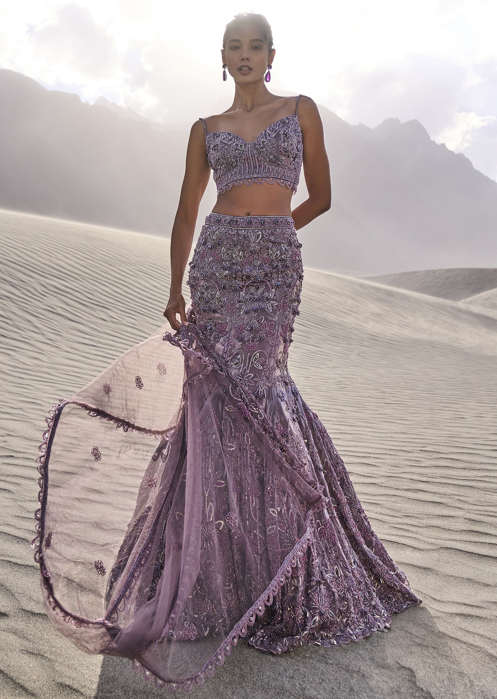 Bridal lehenga shops in santacruz hot sale