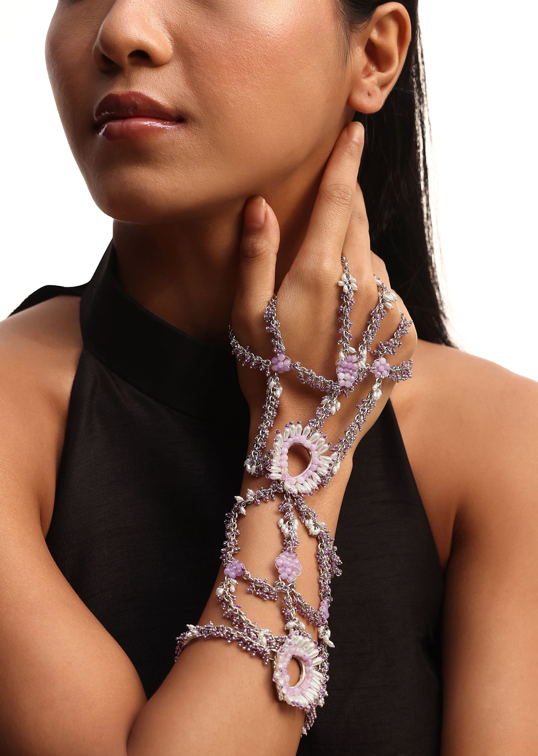 Hand harness store