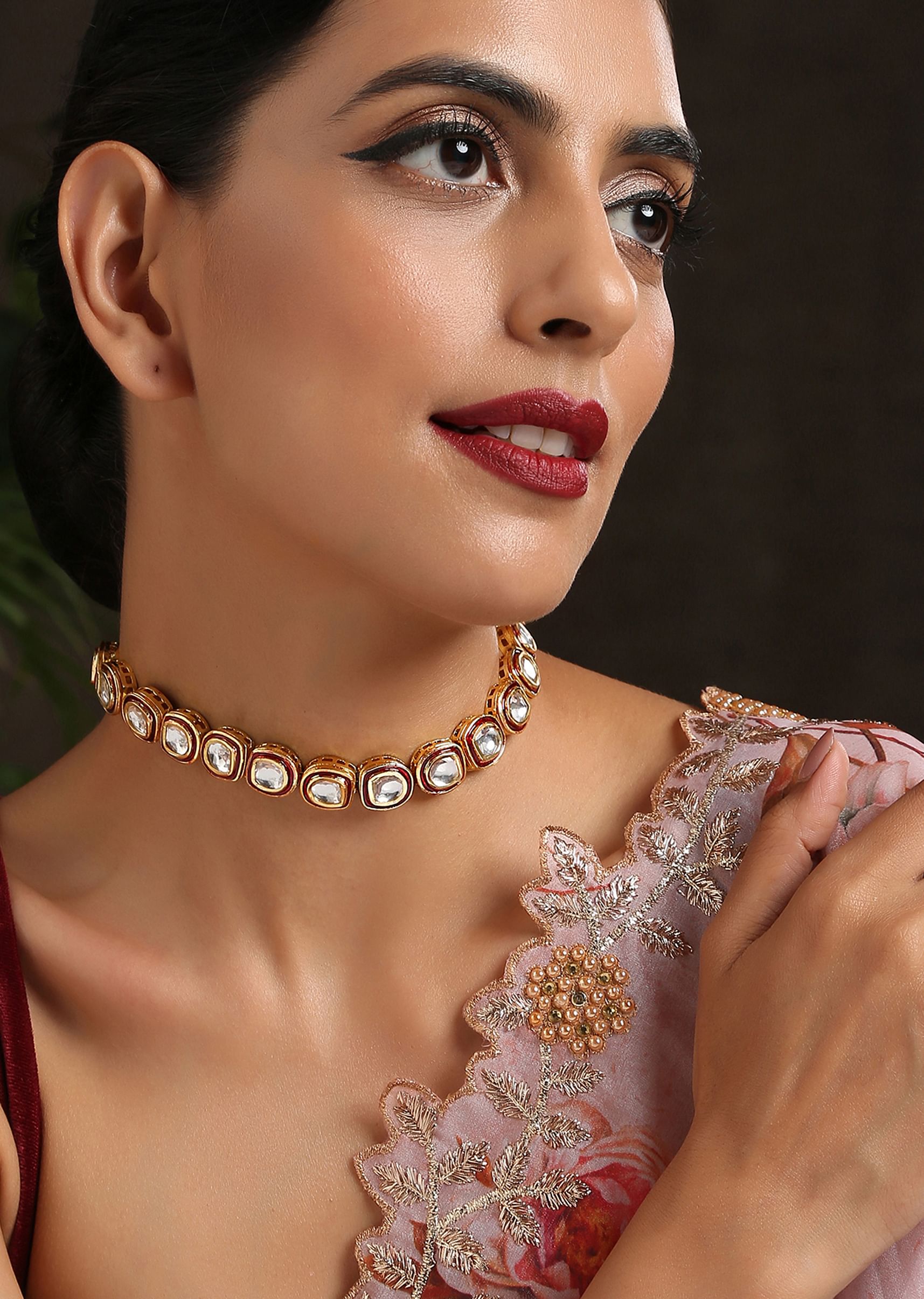 Minimalist choker necklace sales