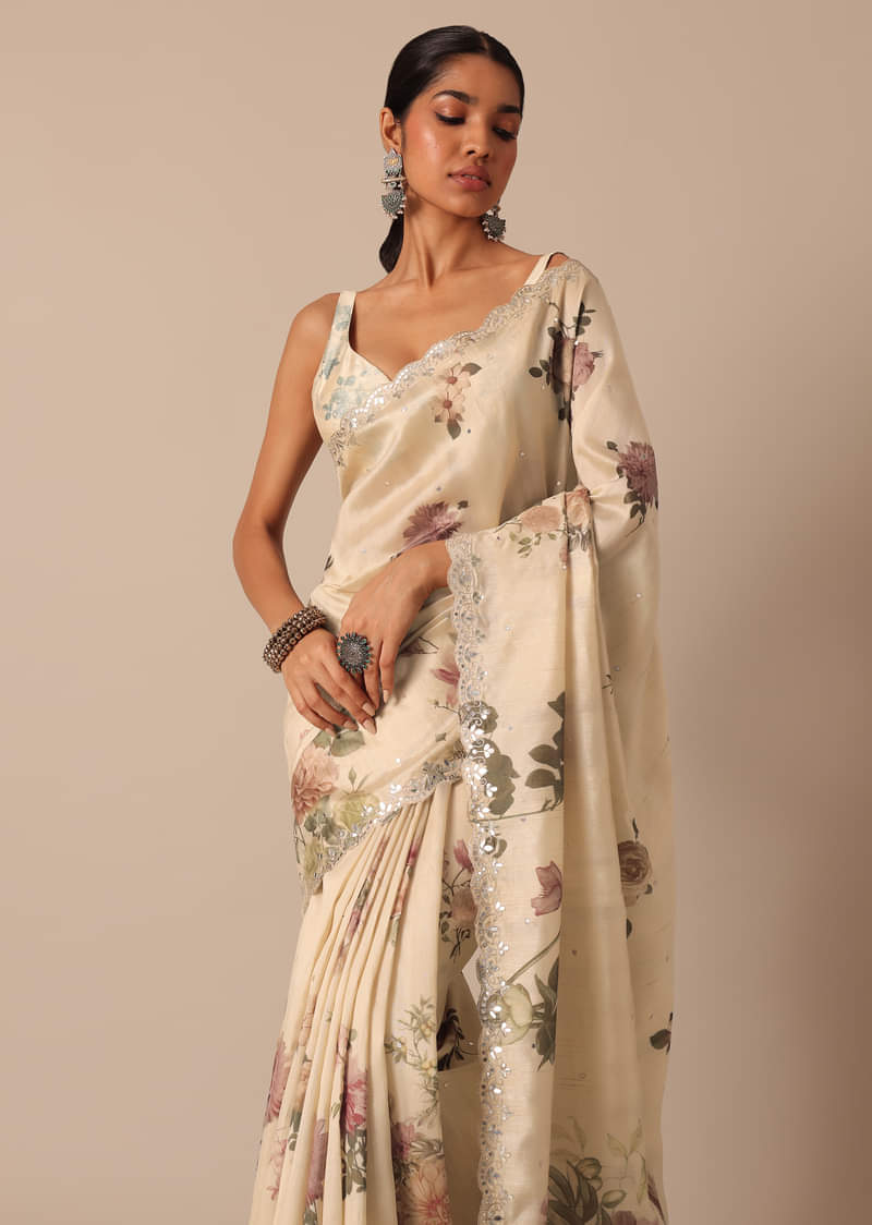 Cream Tussar Saree With Scallop Border And Unstitched Blouse Piece