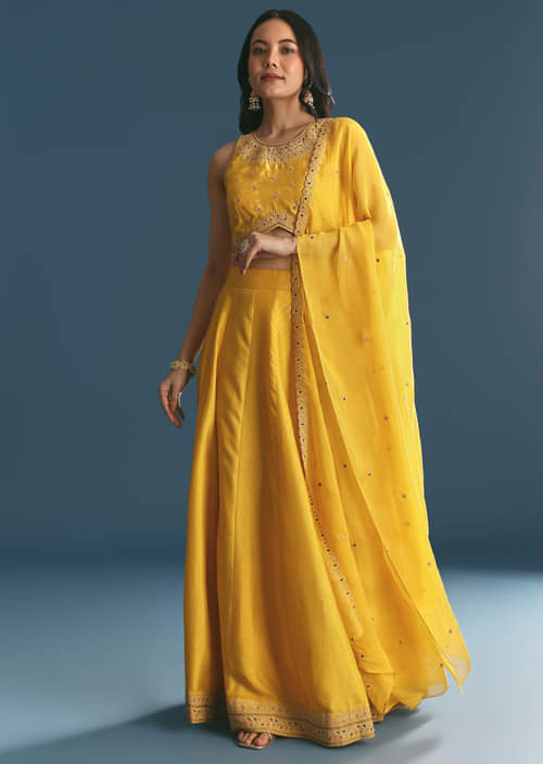 yellow-silk-lehenga-choli-with-zari-and-sequins-work-sg327803-1.jpg yellow-silk-lehenga-choli-with-zari-and-sequins-work-sg327803-1.jpg