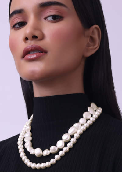 Buy Pearl Choker With Ruby Stones In The Centerpiece