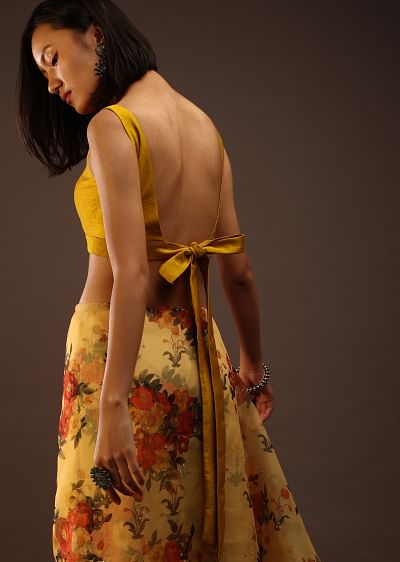 Buy Lipstick Red Blouse In Raw Silk With Puff Shoulders And