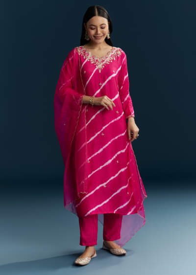 Pink Silk Kurta Set With Leheriya Print And Embroidery