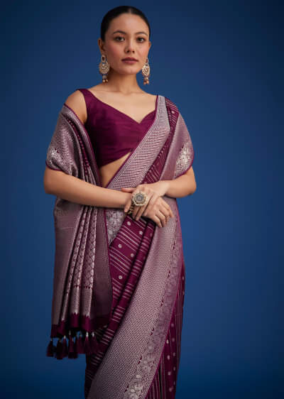 Buy Green Dola Silk Saree With All Over Zari Weave | Kalki